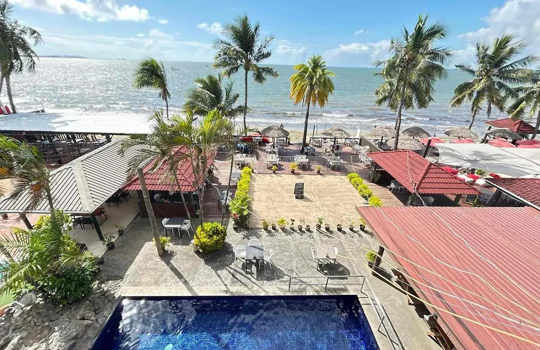 Smugglers Cove Beach Resort & Hotel-1